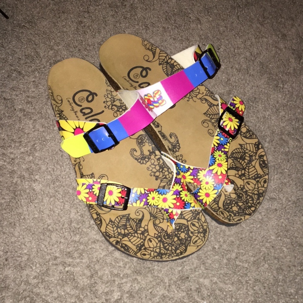 Calceo Colors and Flowers, Love Patterened Square Sandals